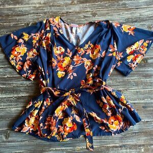 Floral maternity blouse